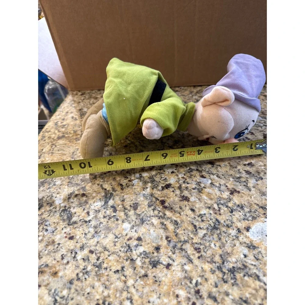 Disney Snow White Seven Dwarfs Dopey Plush Toy Factory Green Tunic 11 Inch‎